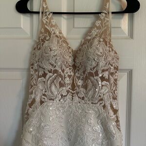 Oxford Cream Lace Wedding Dress
